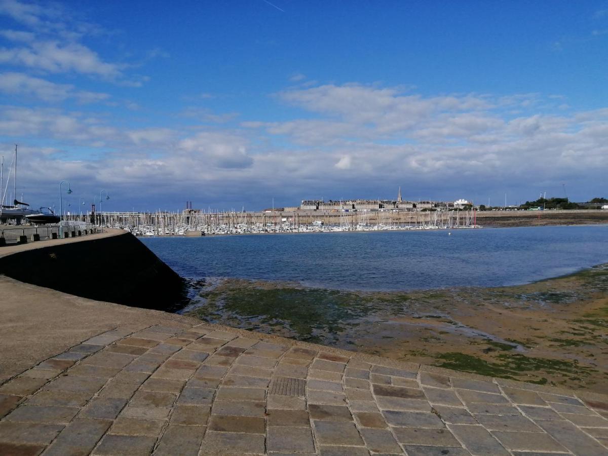 Appartement Saint-Malo 800M De La Plage Bagian luar foto